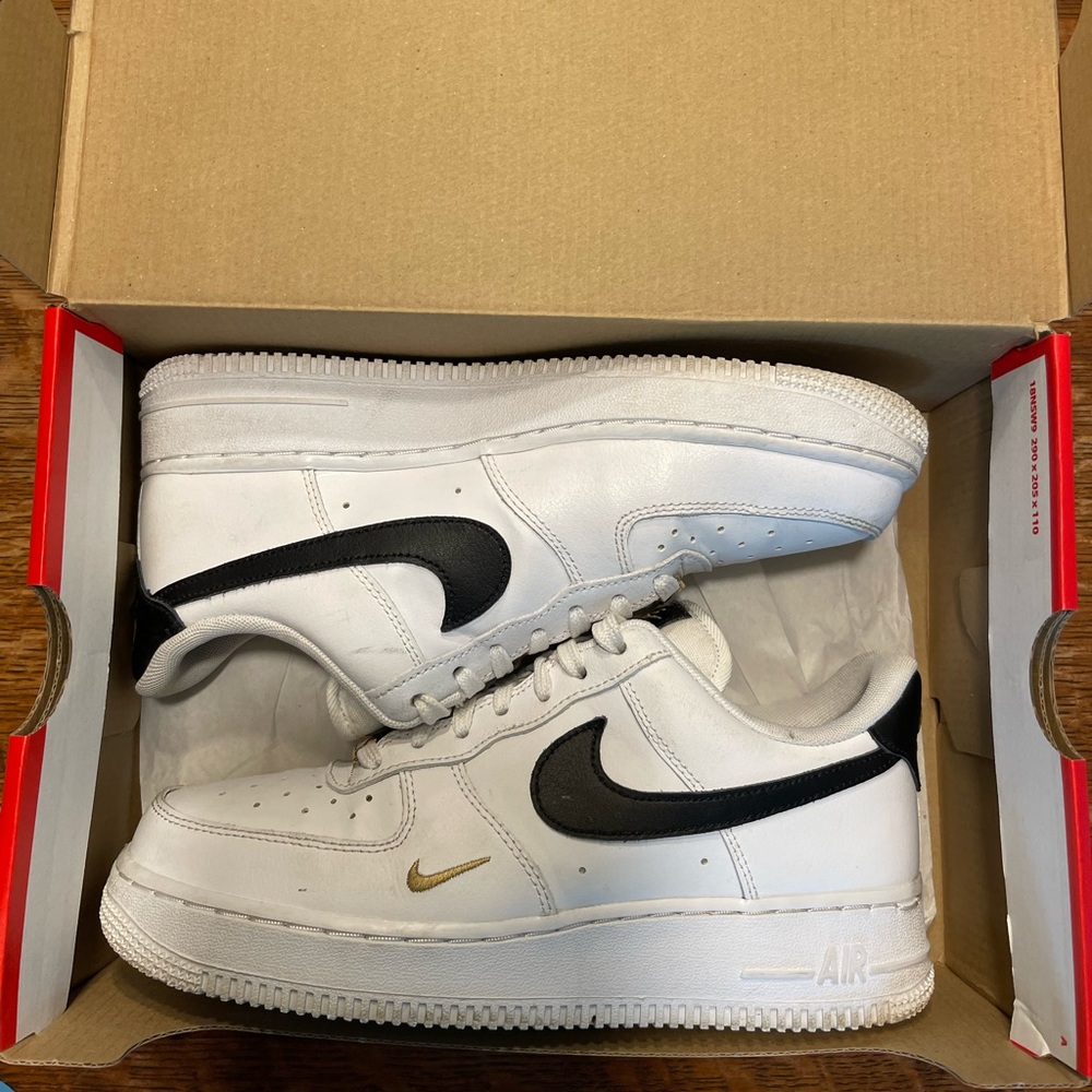 Women’s Nike Air Force 1